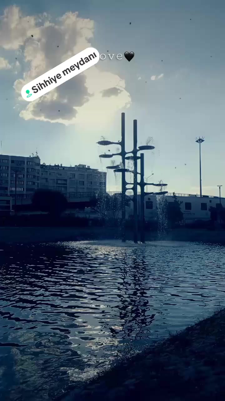 @Kimse Benden Değerli Değil....