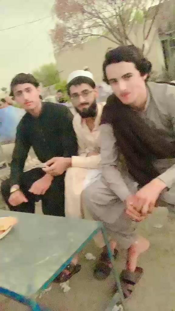 @✓Usman KHAN 🤬👿