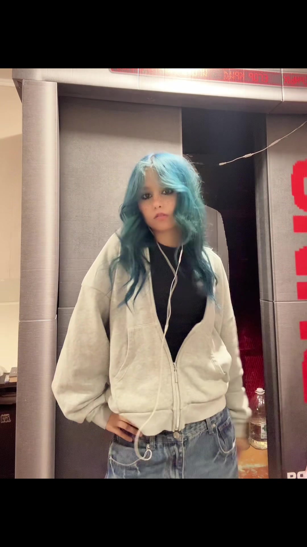 @fiksi._.0