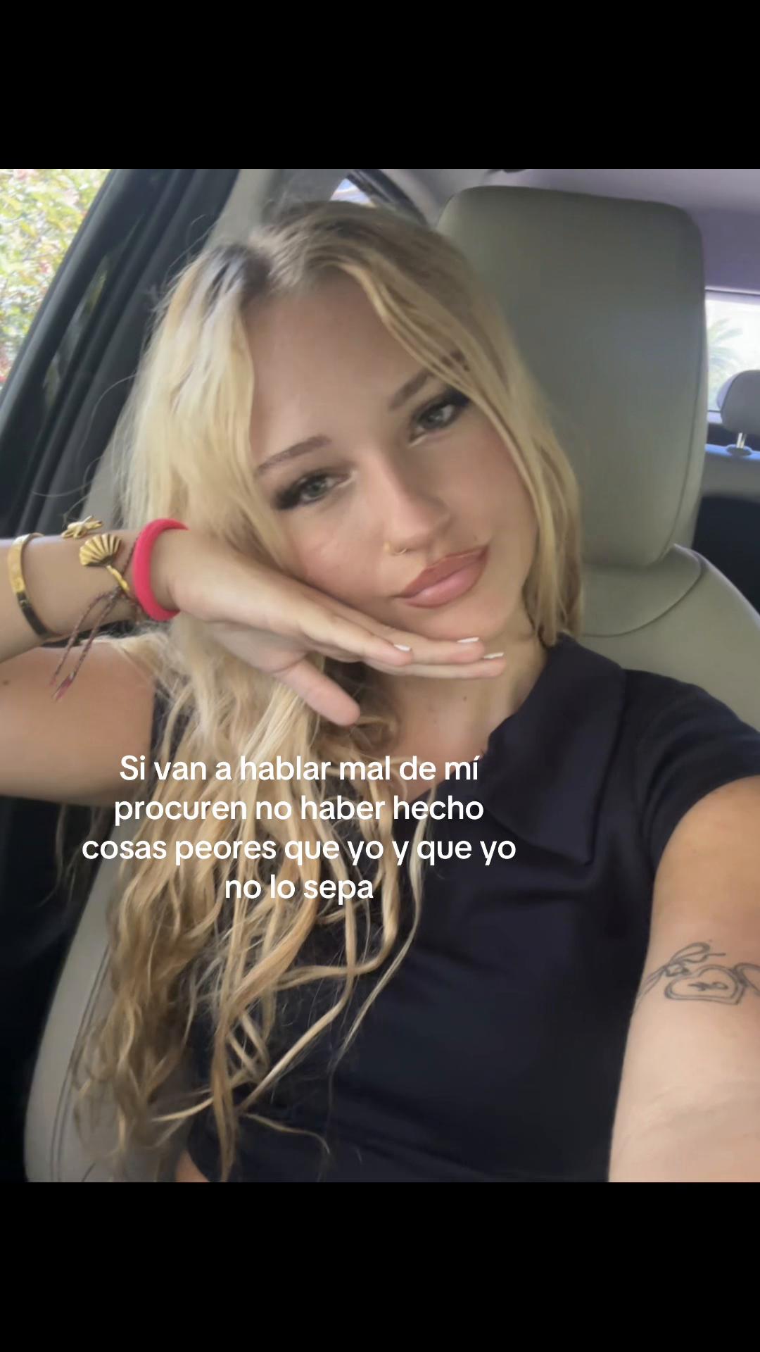 @😟