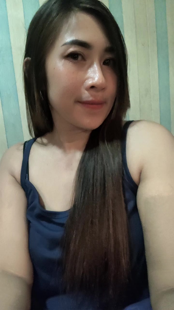 @Nia