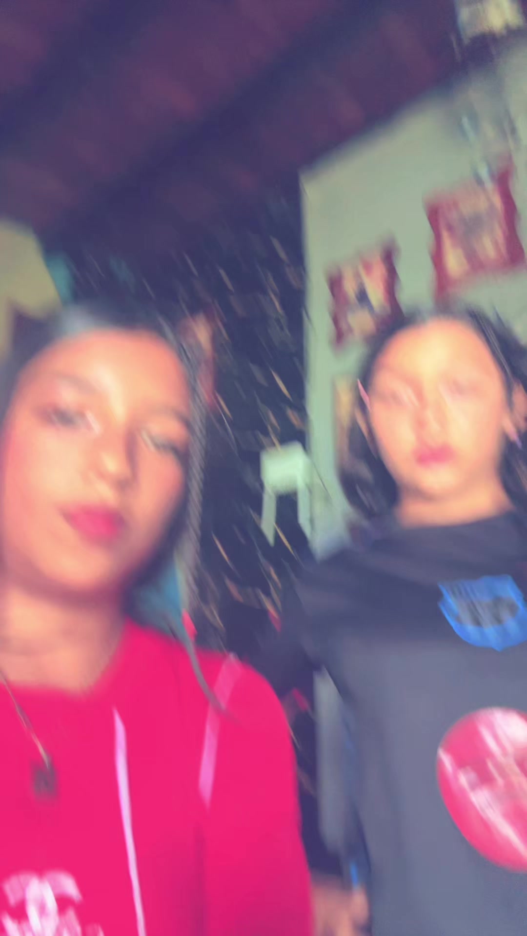 @🗯️
