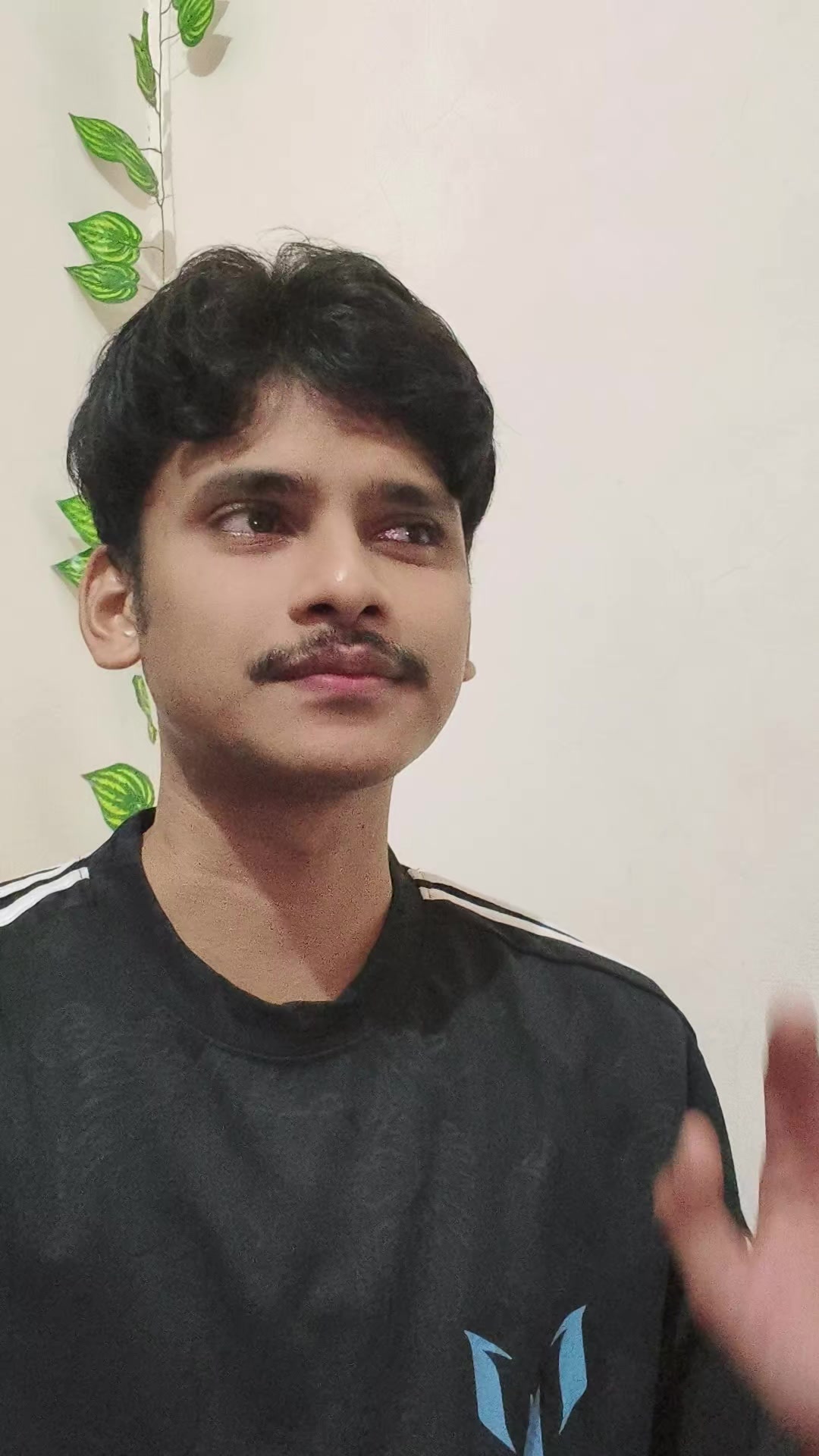 @Saqlain_here 🥀
