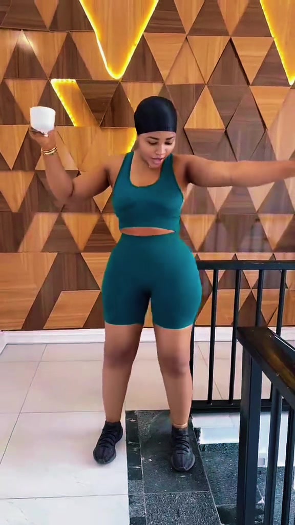 @𝓒𝓱𝓮𝓻𝔂𝓵 ❤️🌹&reg;