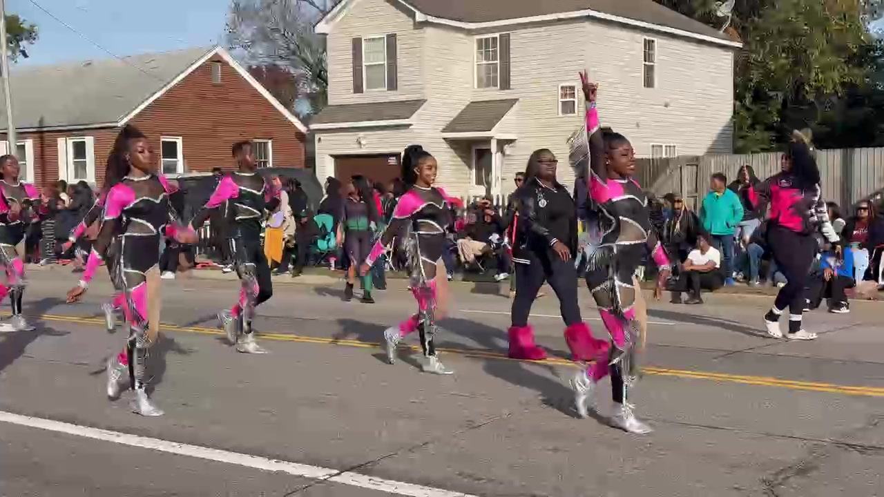 @officialpinkpearlsdanceco