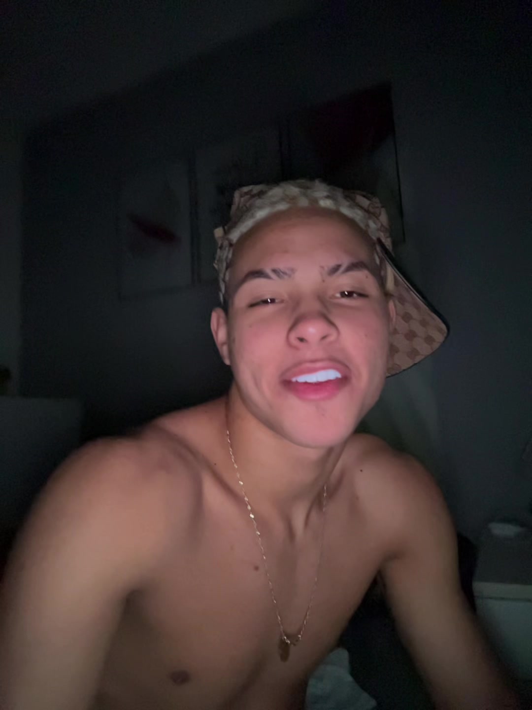 @Ééérre