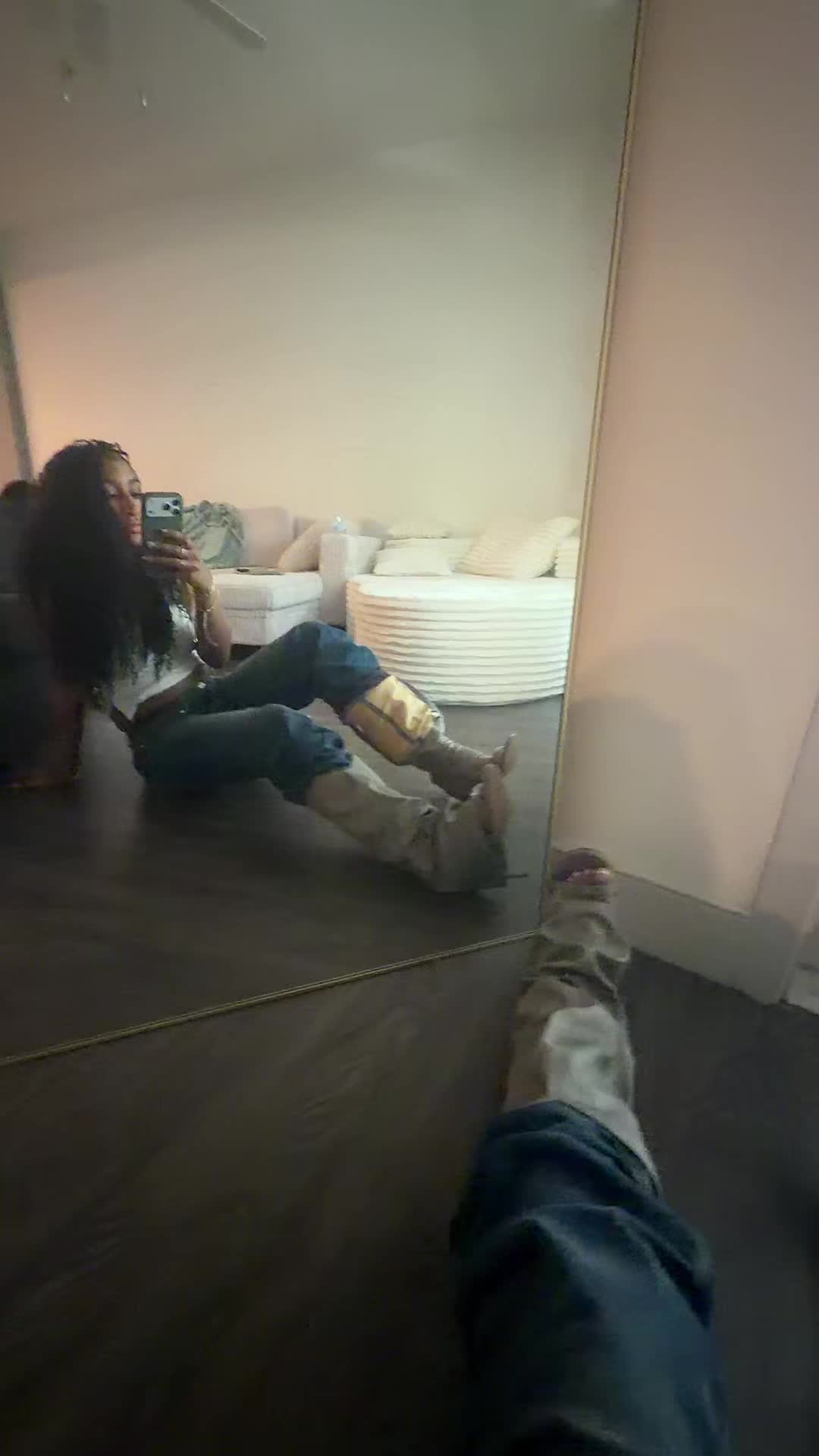 @Thereinyv