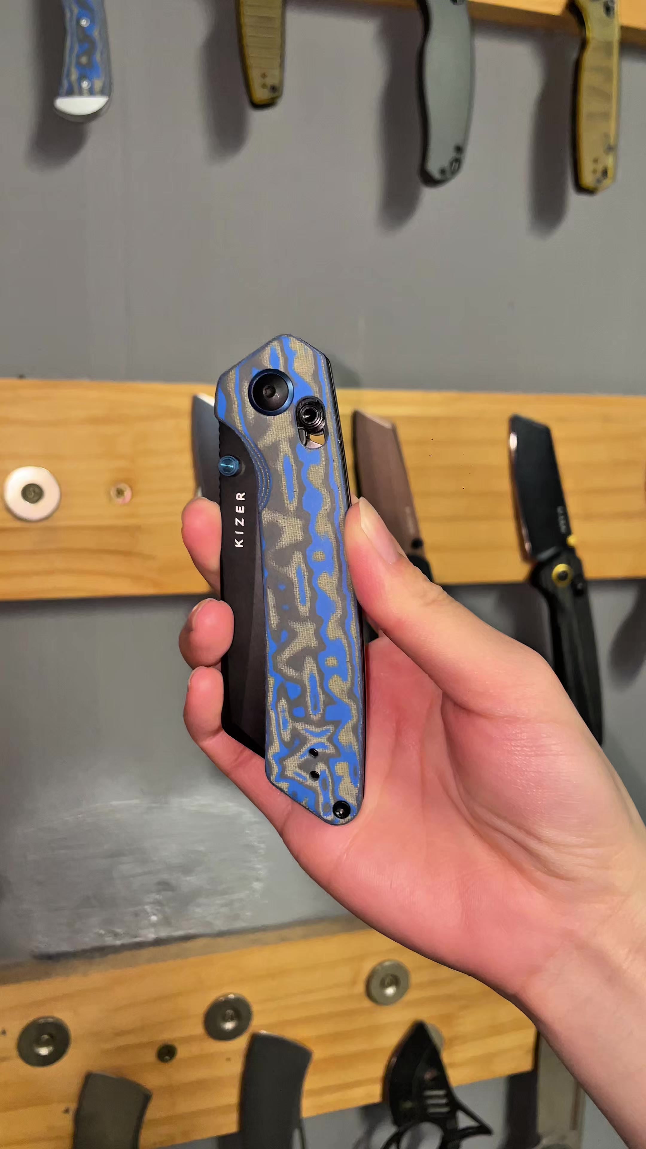 @KIZER EDC