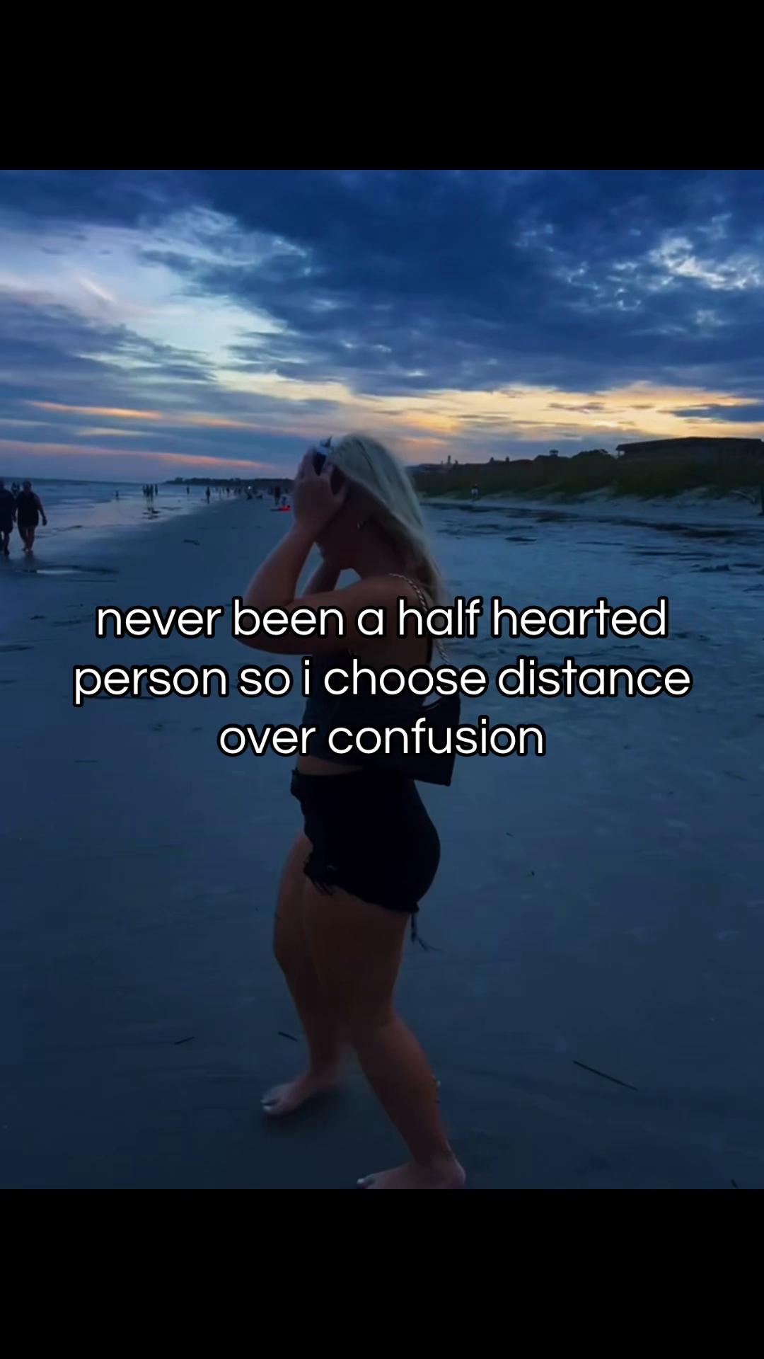 @😇
