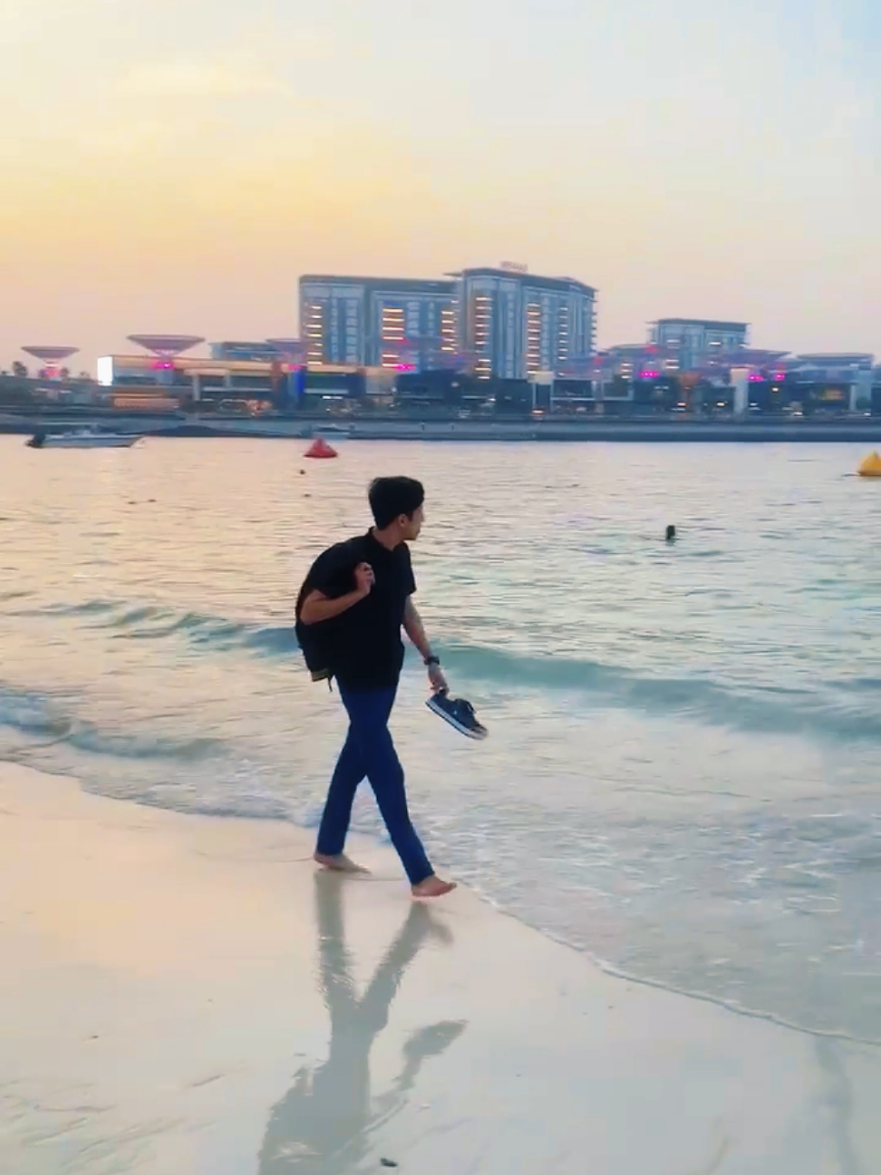 @𝑯𝒂𝒎𝒛𝒂