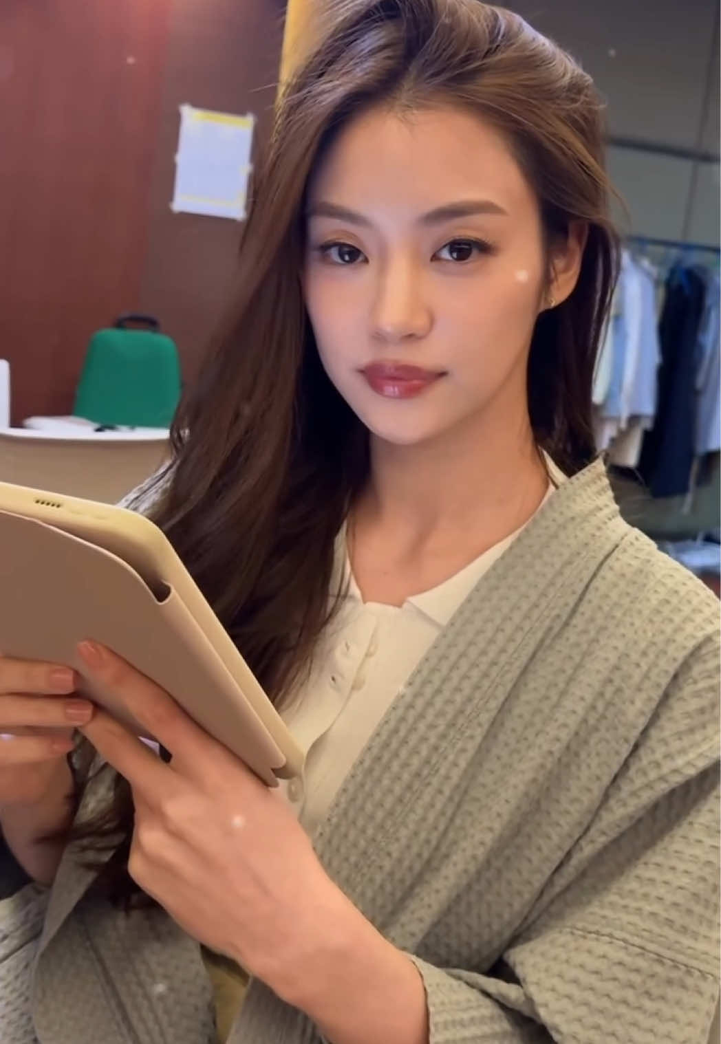 @𝗺𝗶𝘂𝗺𝗶𝘂🧸