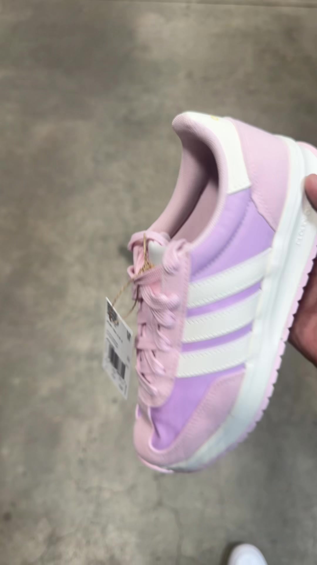 @Trending Sneakers