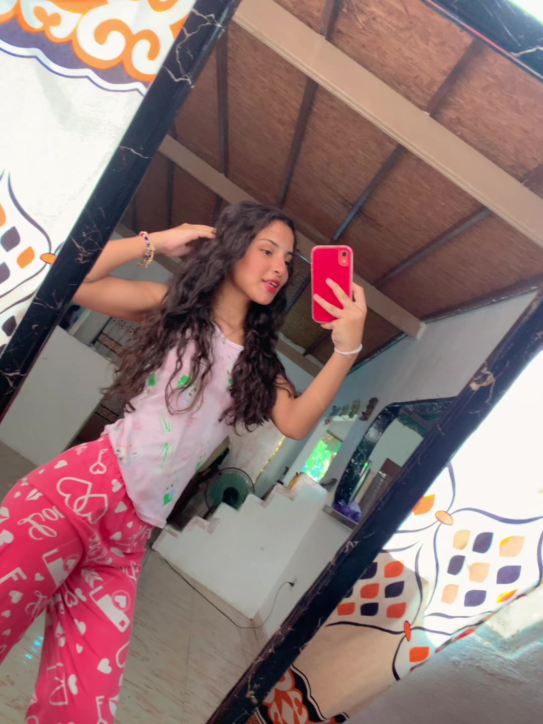 @Valentina💫