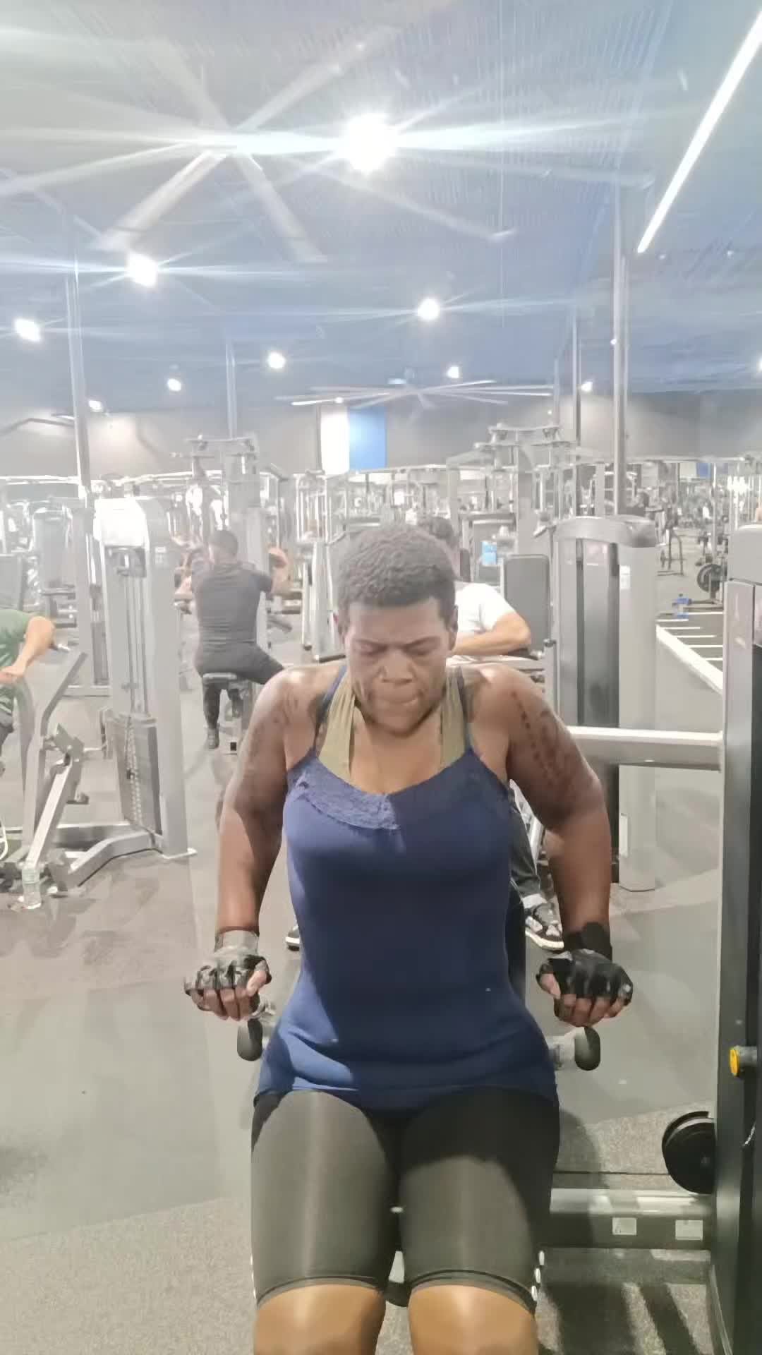 @locaknoni