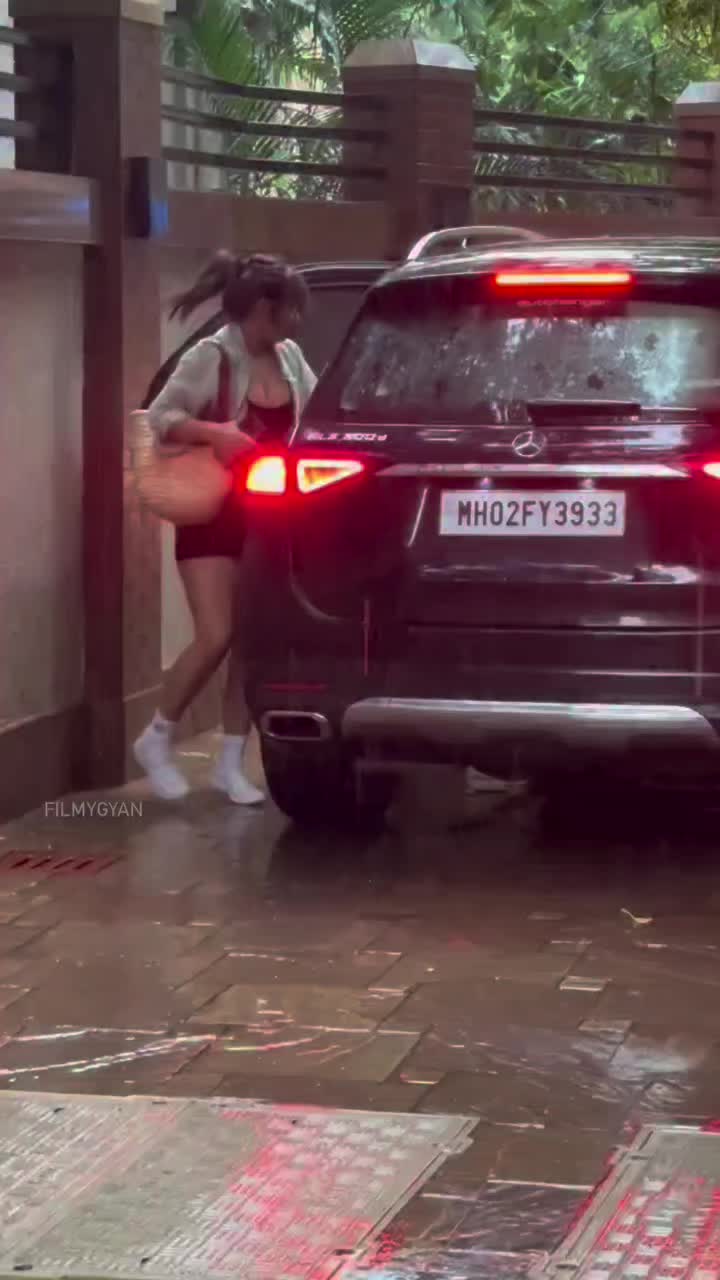 @Neha Sharma 💫