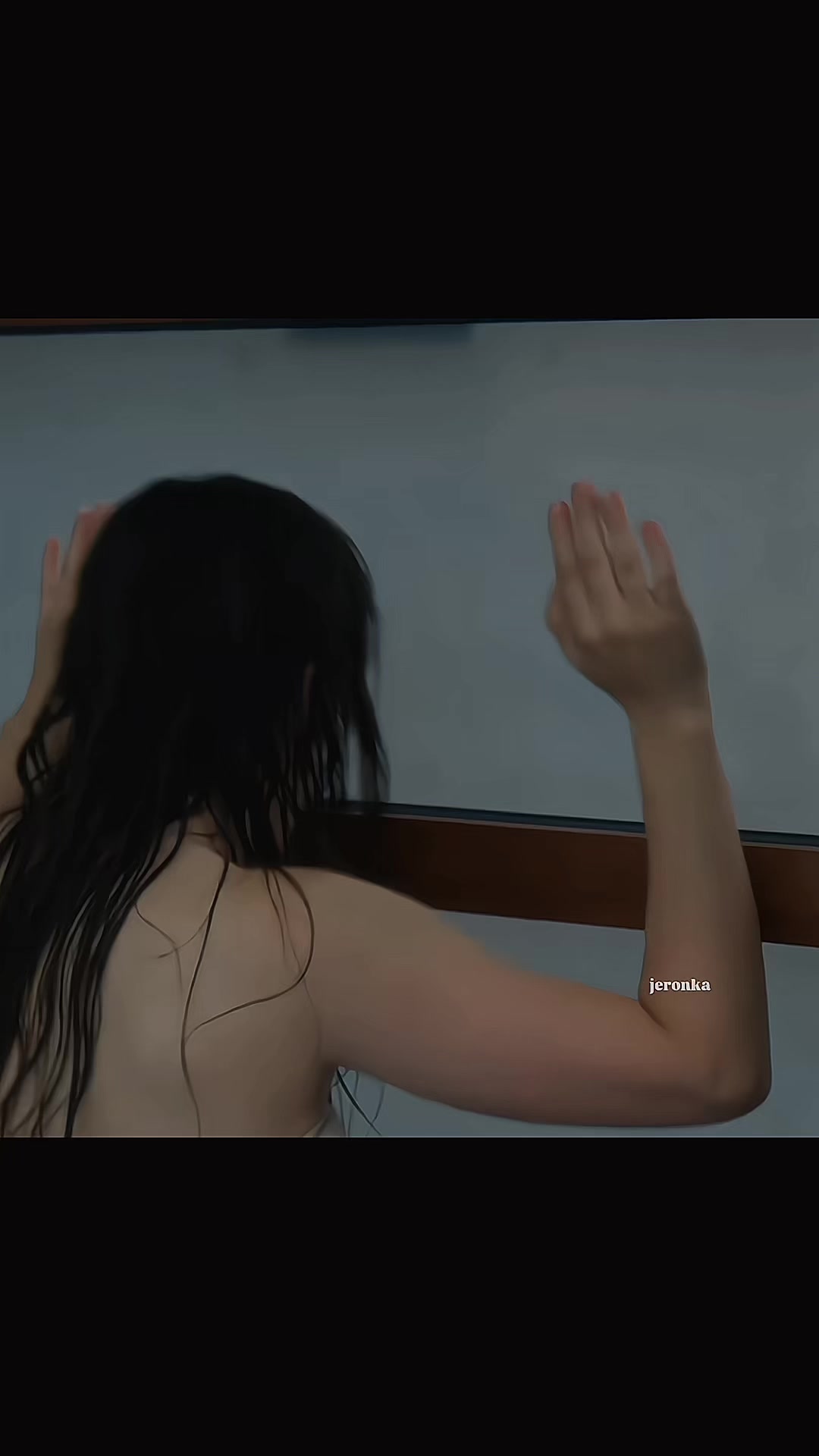 @🖤