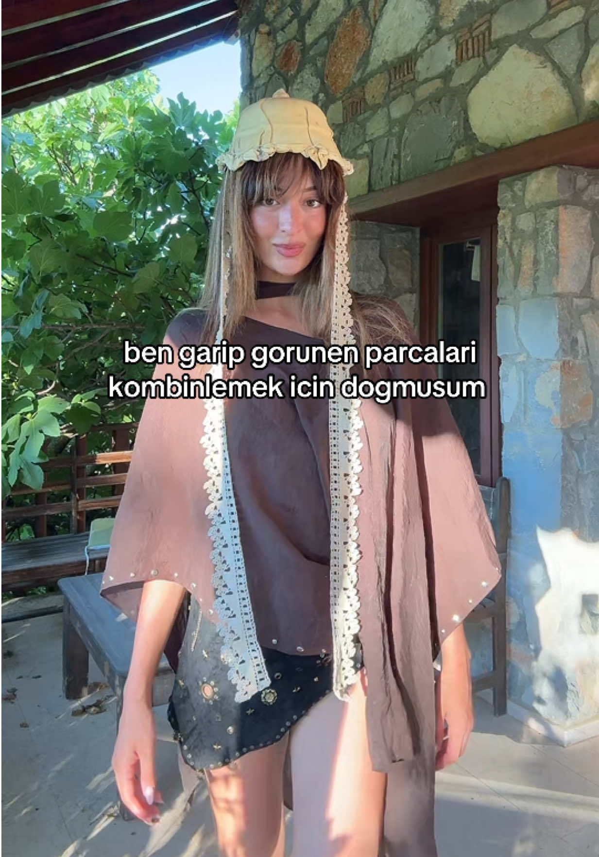 @Mine Mücahid