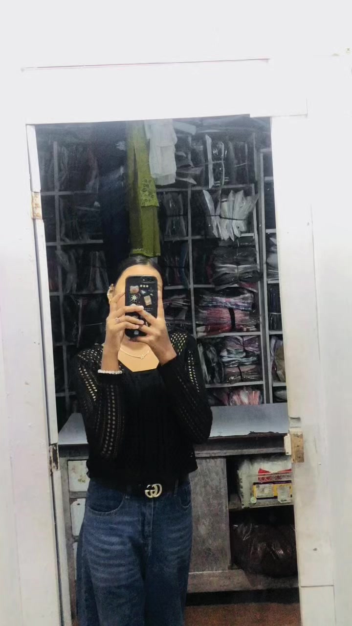 @समिक्षा..!😵💫