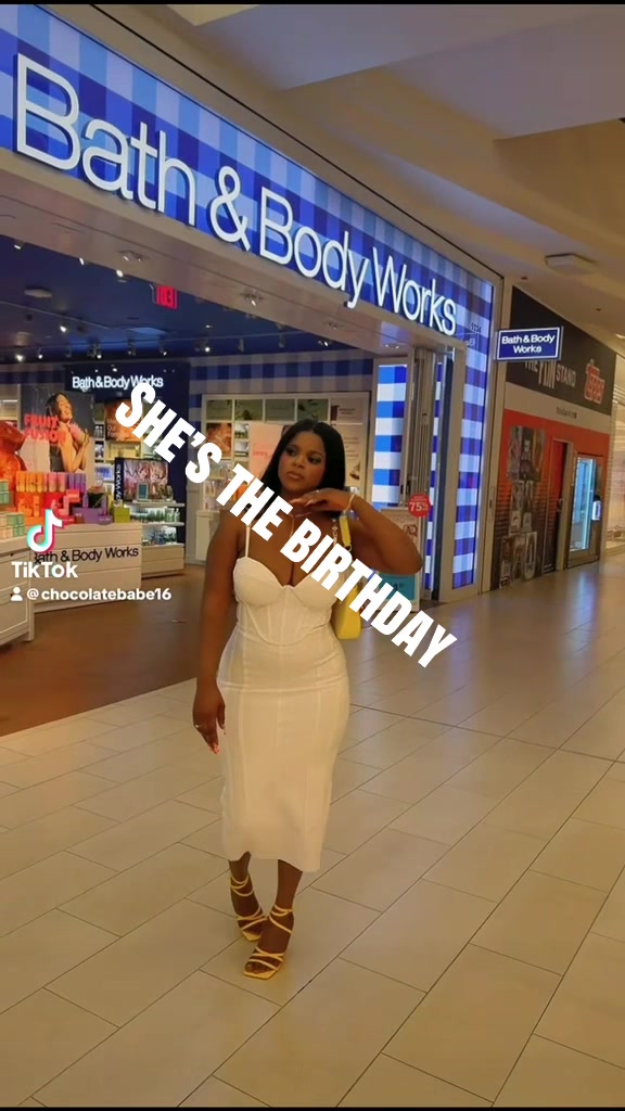 @Dark_girl_hawa