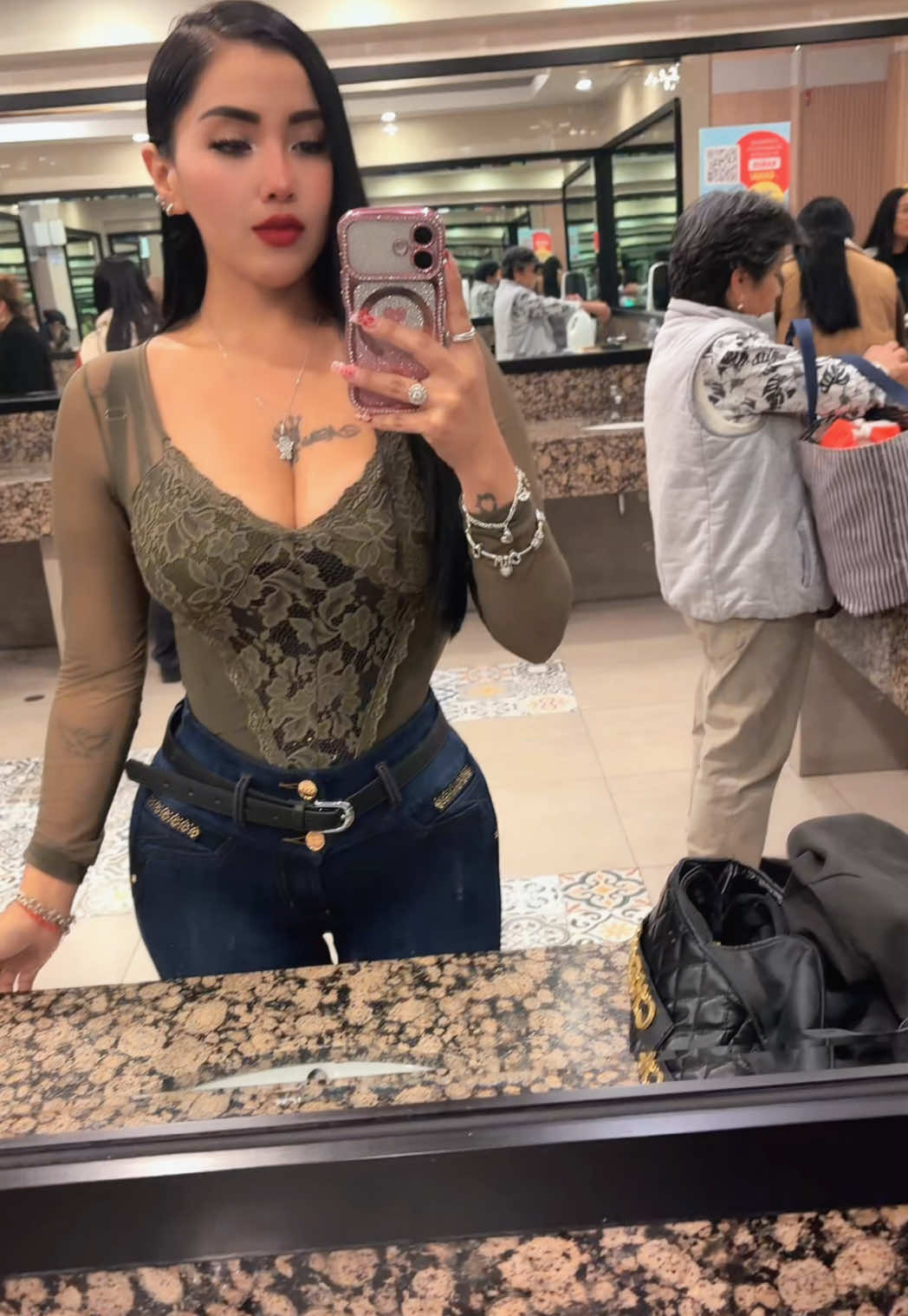@🎀𝐌𝐢𝐬𝐡 𝐨𝐣𝐢𝐭𝐨𝐬👀🫦