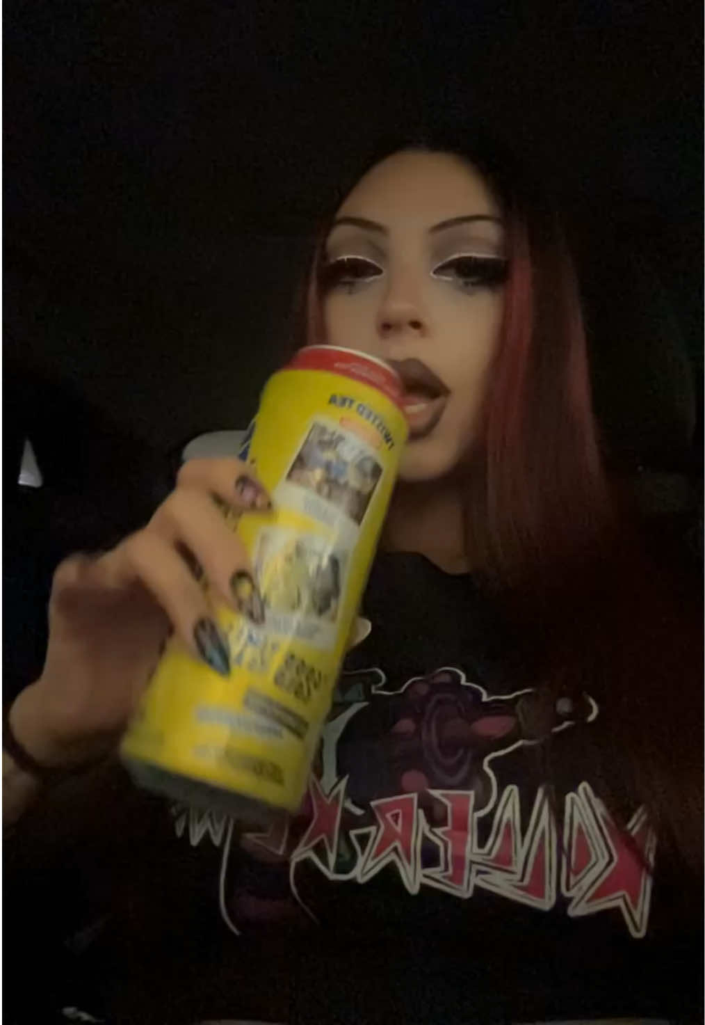 @👻