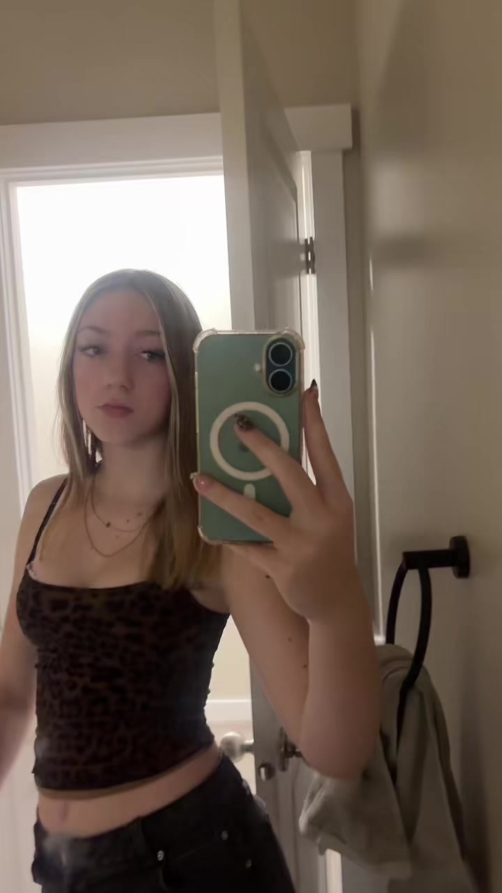 @️kendra🪩
