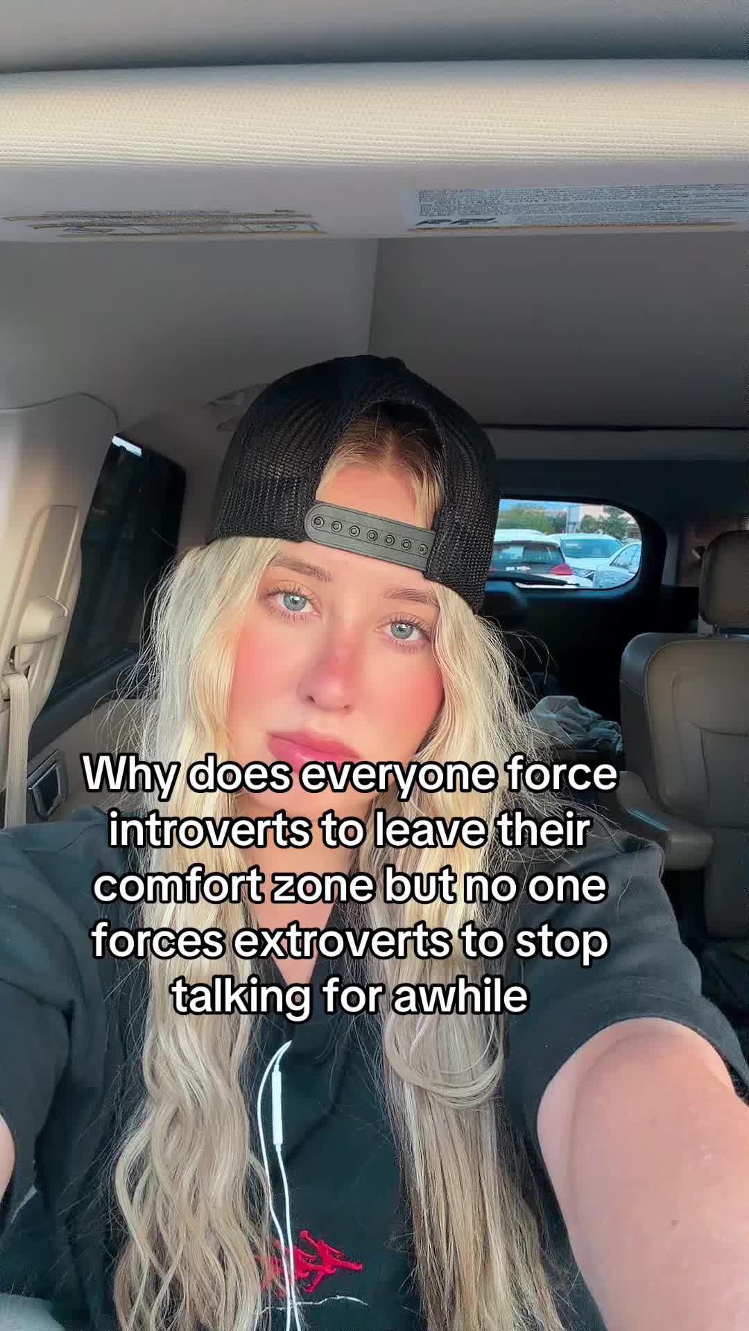 @Itsthespacecowgirl