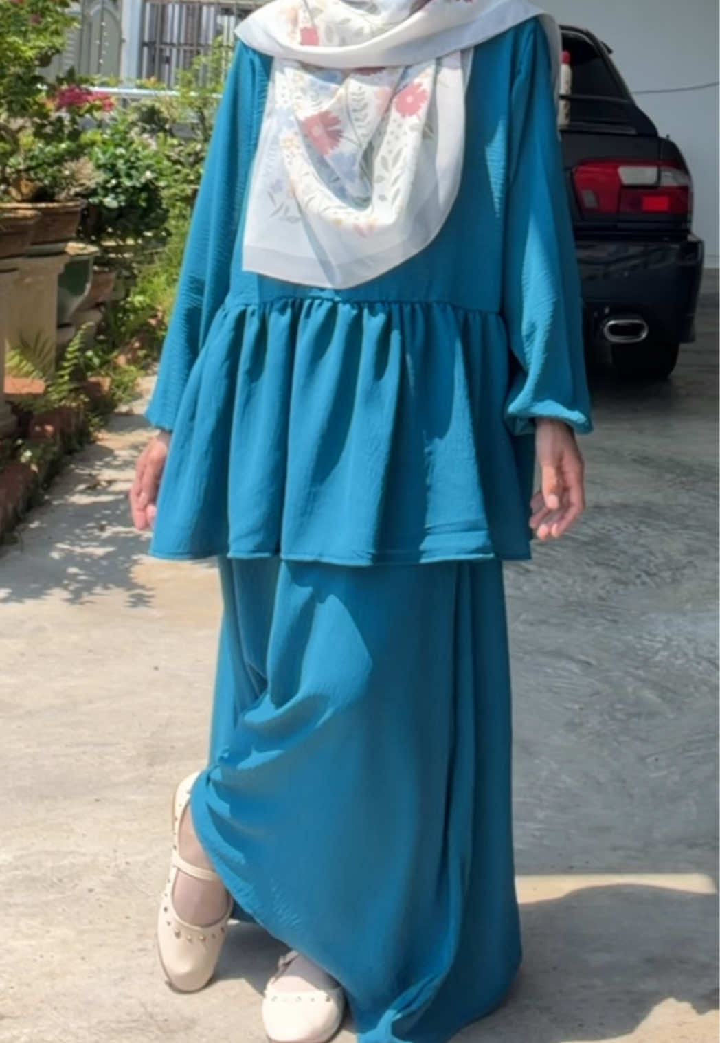 @mirrahisred