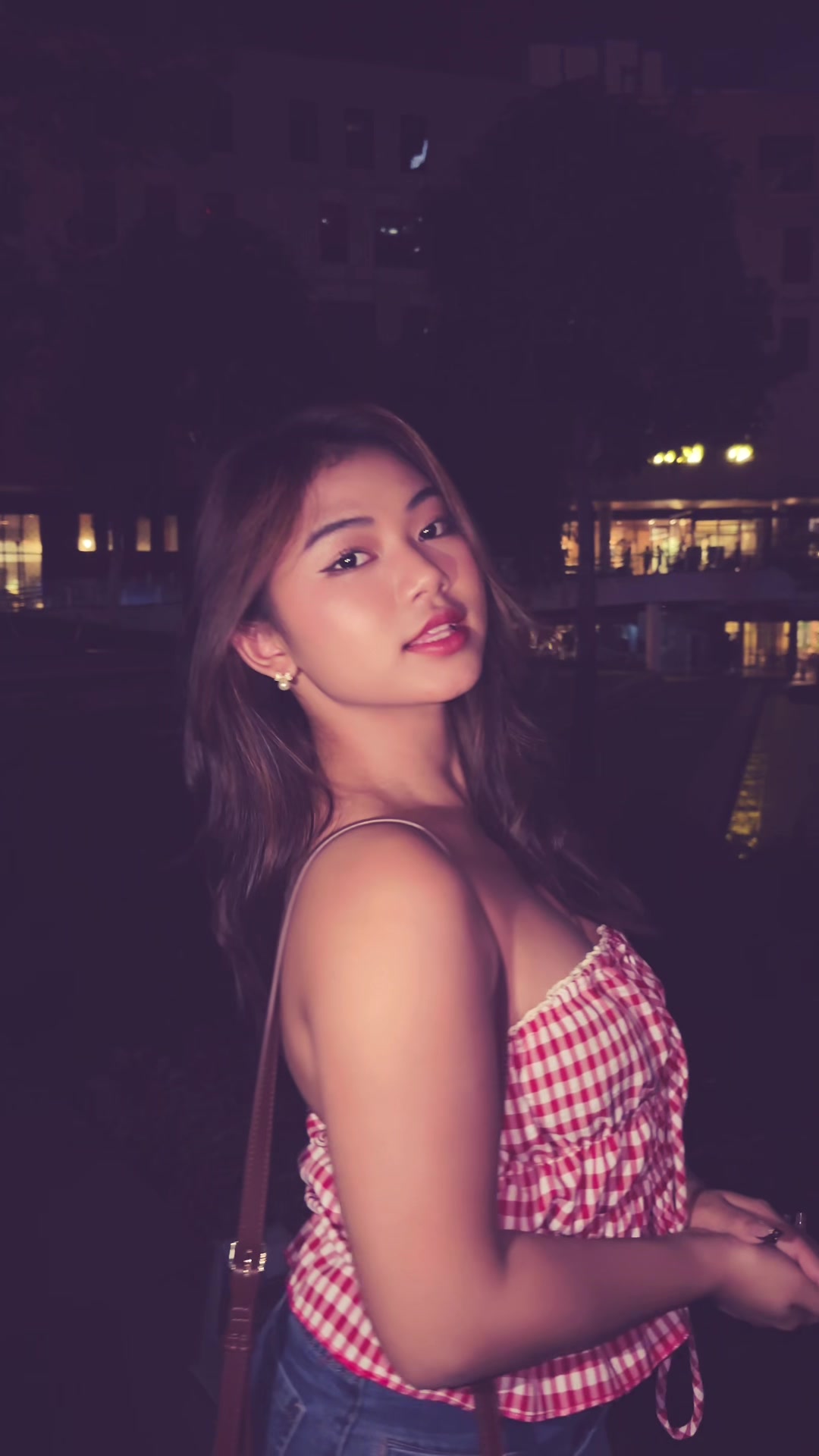 @Ella Dakz