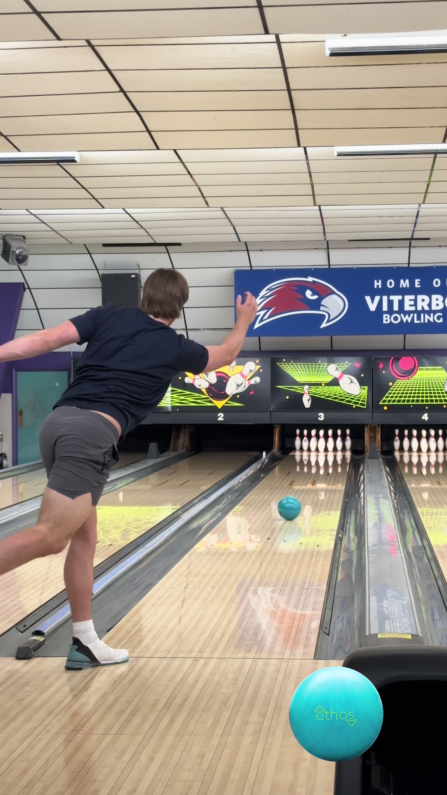 @BowlingByBeek