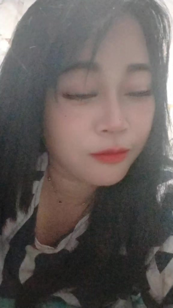 @Naning Ariska 😻