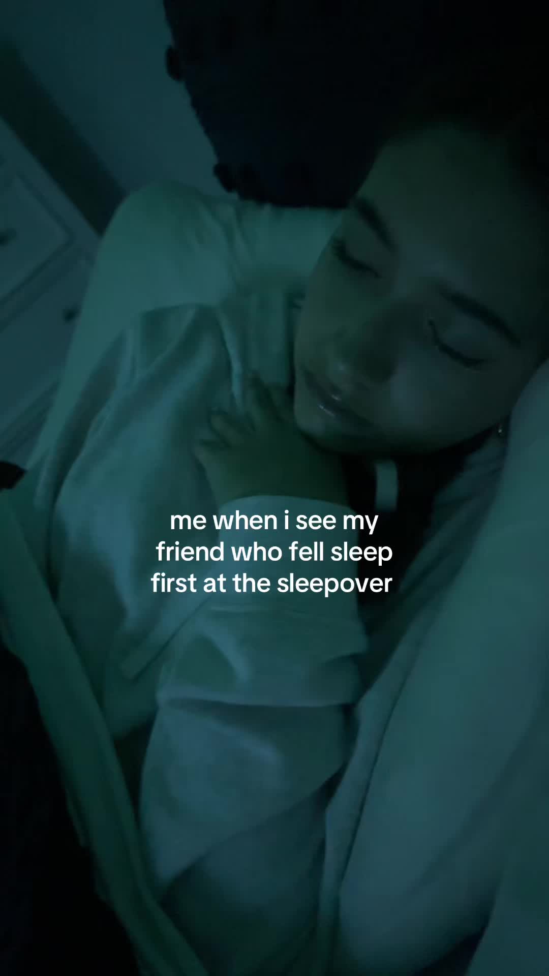 @🧘🏼&zwj;♀️🫧💐🥂