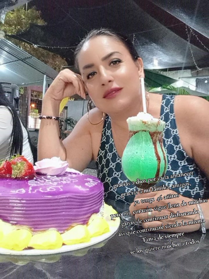 @TANIA CALLE 🇪🇨