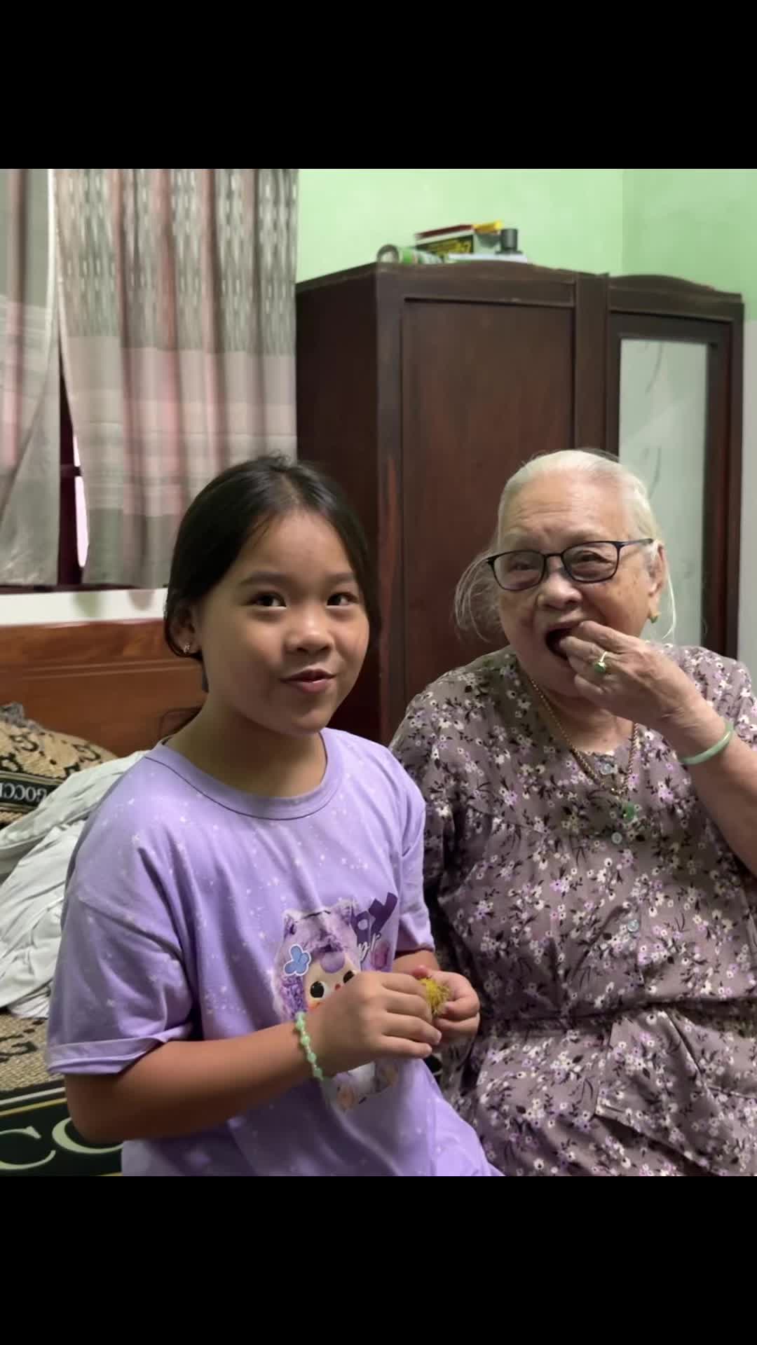 @Nguyễn Hồng Thủy