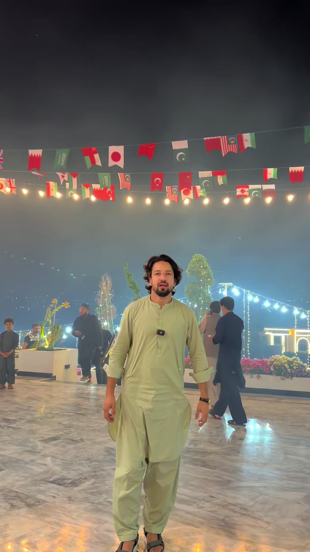 @Nomi Khan