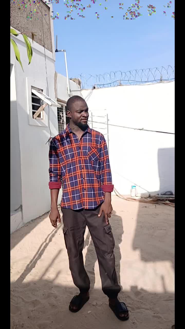 @user818220948372