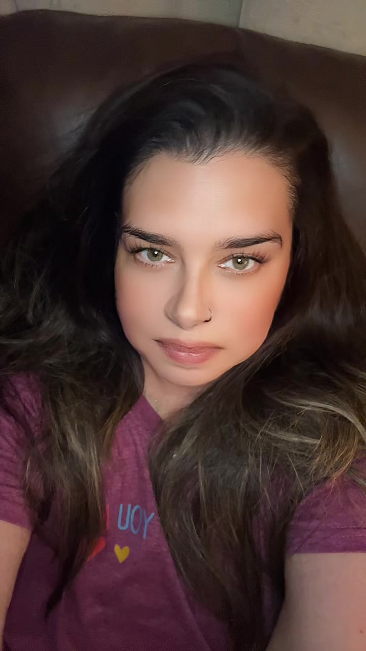 @Sweet_Angelic_Lizzy