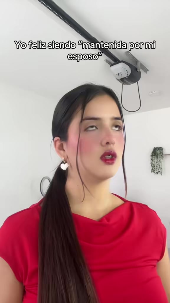 @Luisa García