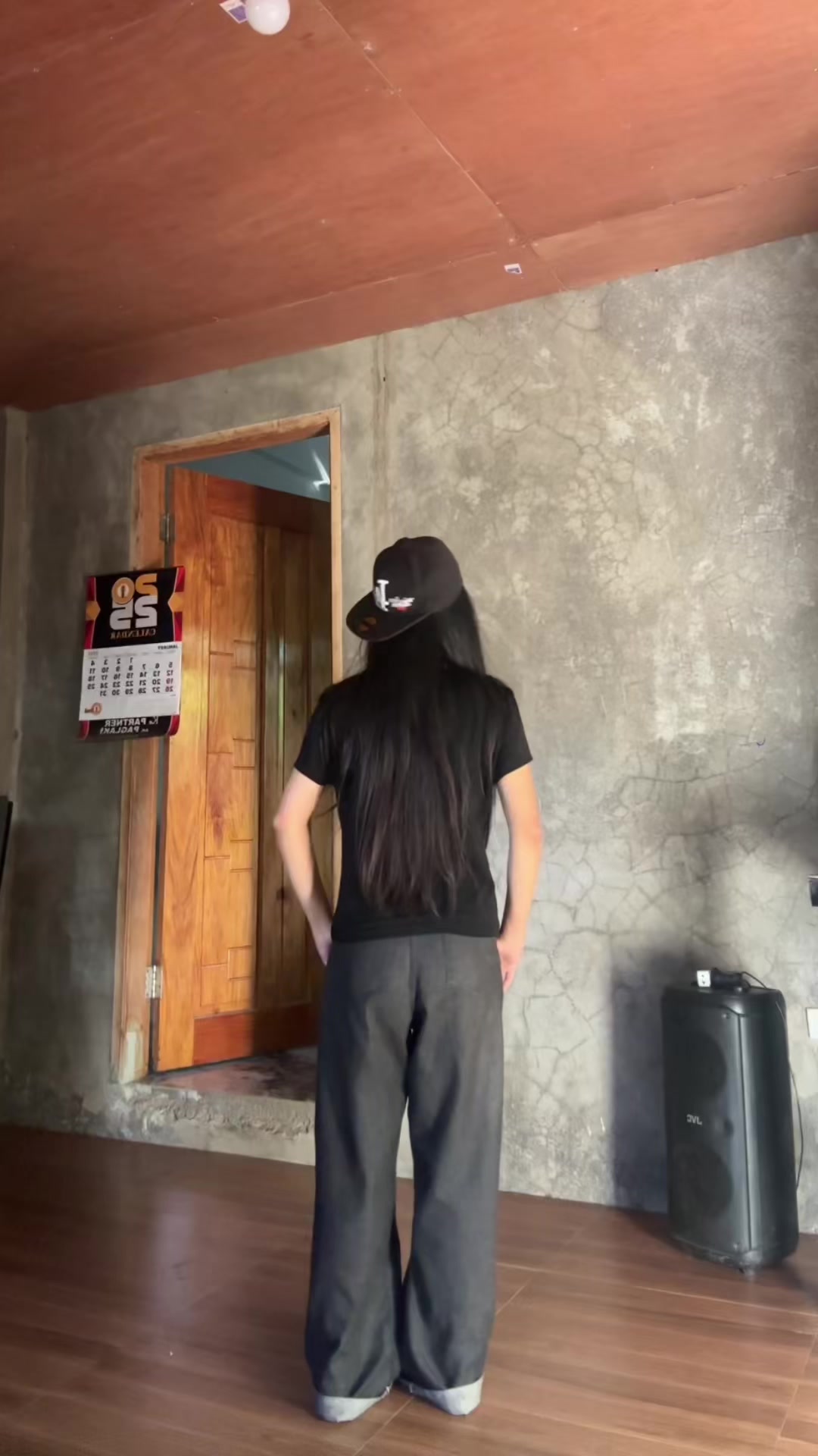 @litchownie.