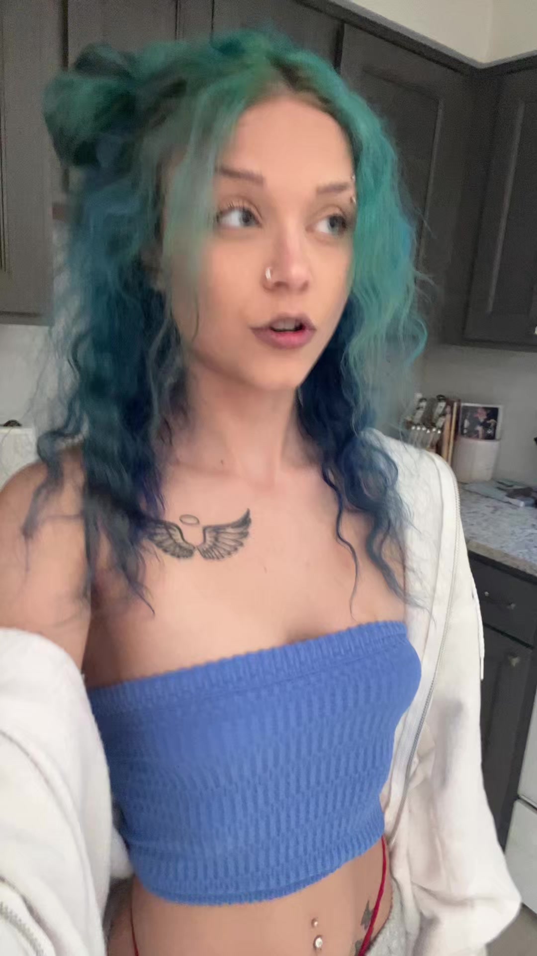 @hell0_kitty528