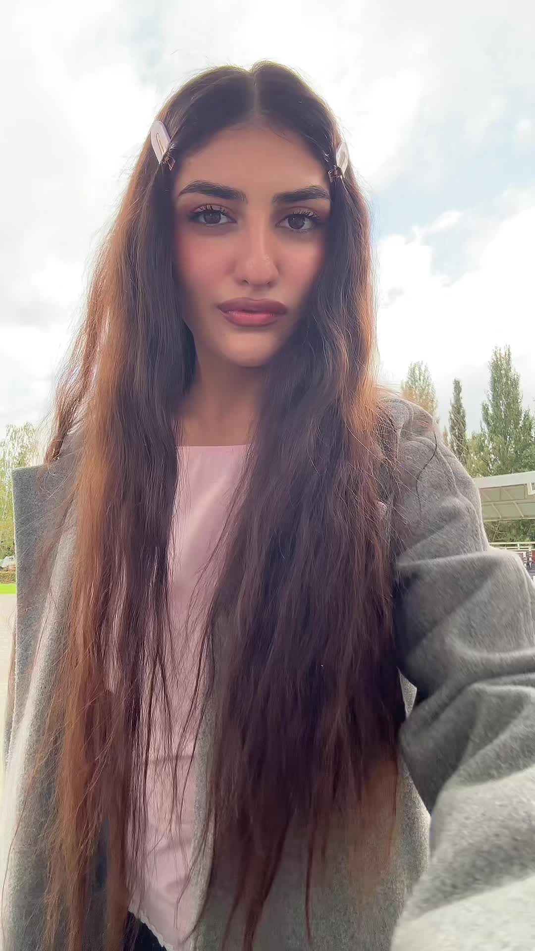 @foxaniel