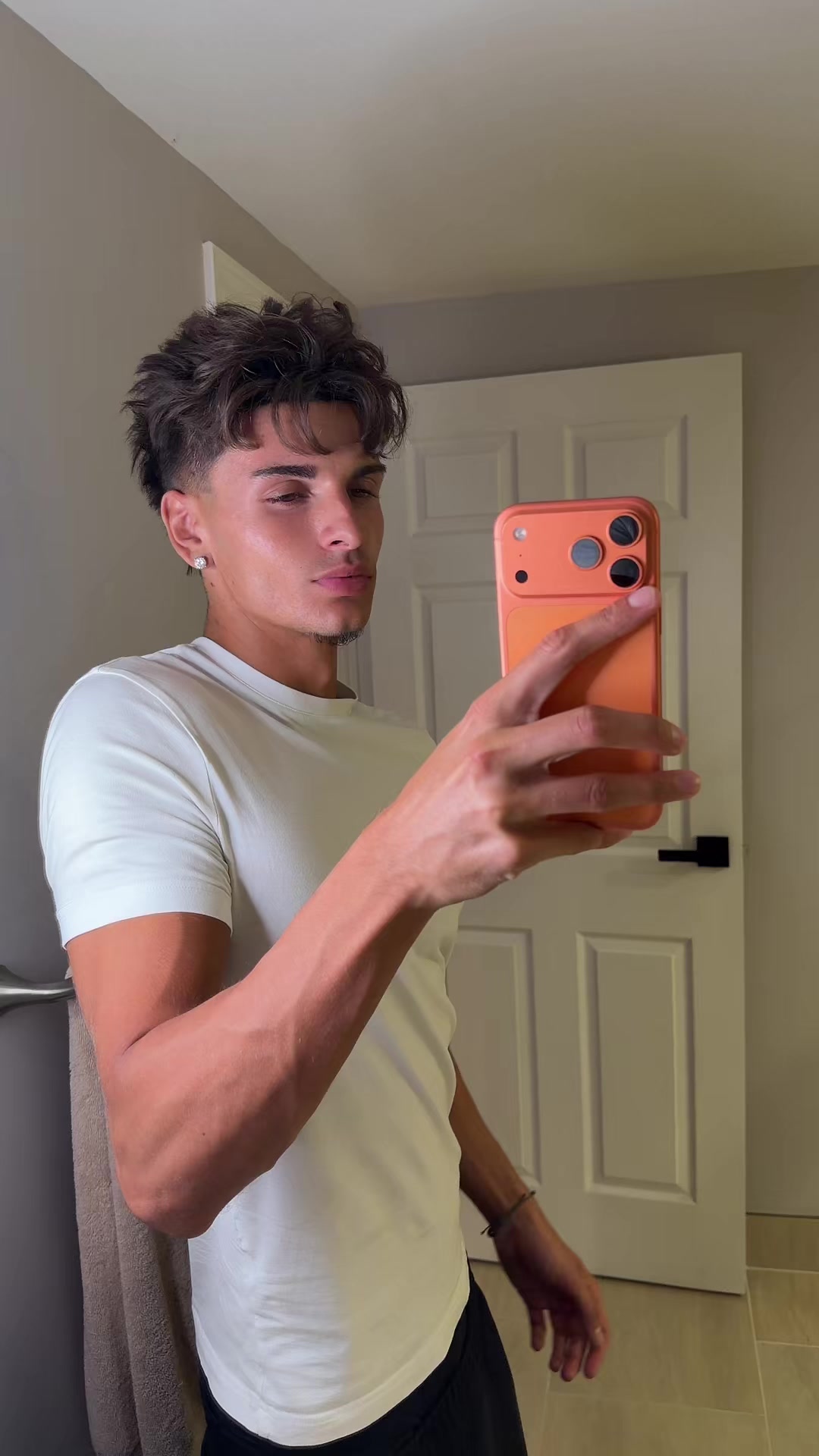 @chris.nikoo
