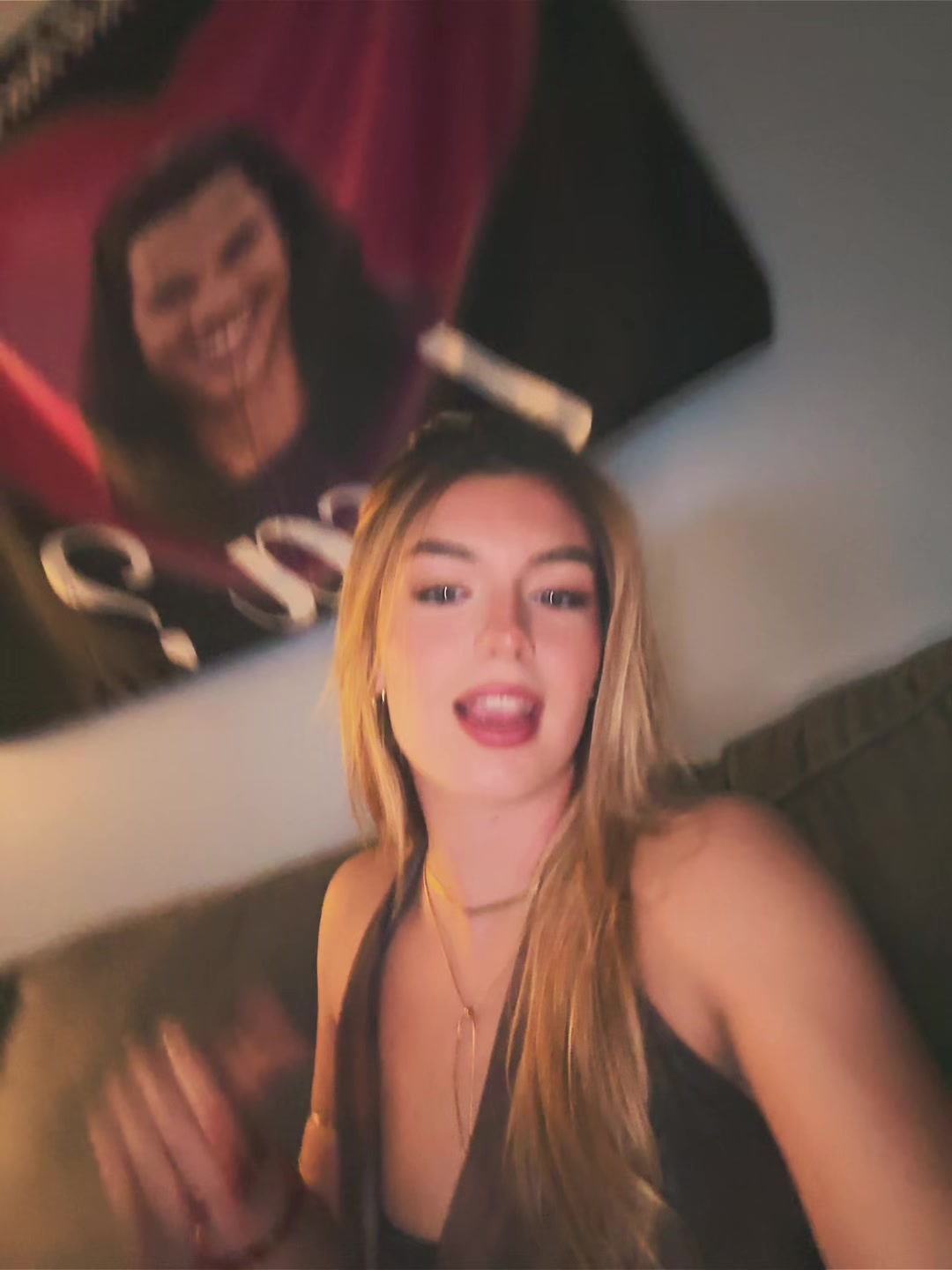 @Victoria Trunkl🇧🇷