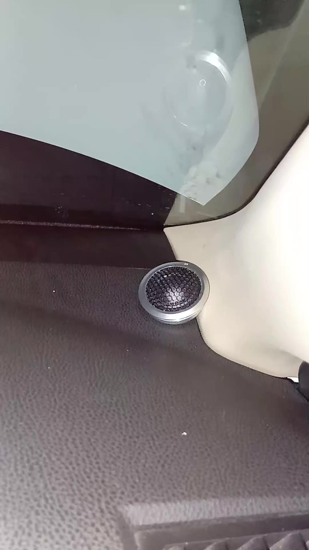 @COOL VOICE CAR AUDIO