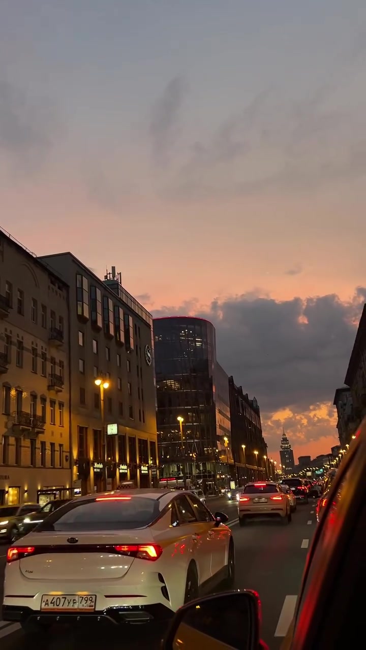 @𝓜𝓪𝓭𝓲𝓷𝓪