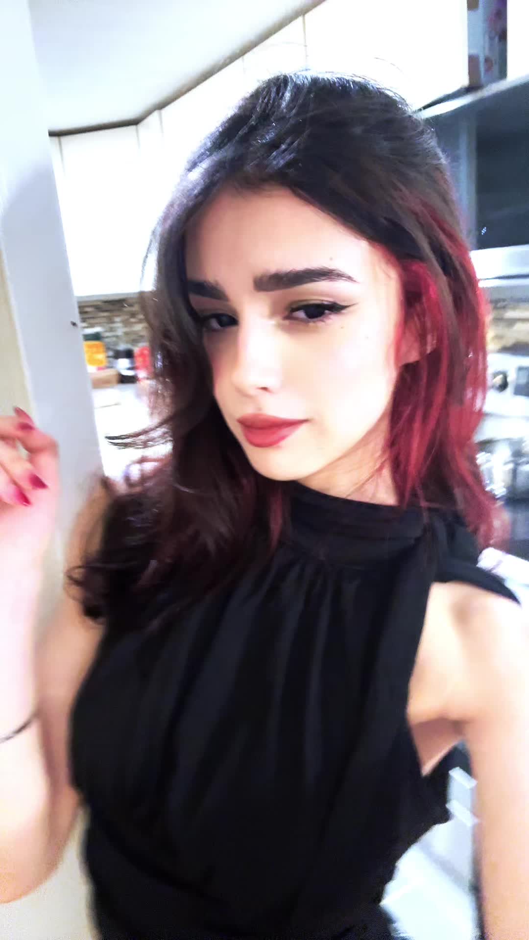 @Itslilith
