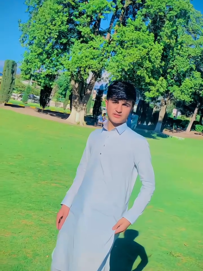 @🇦🇬 𝙐𝙈𝘼𝙍🥀آفریدی🇦🇬