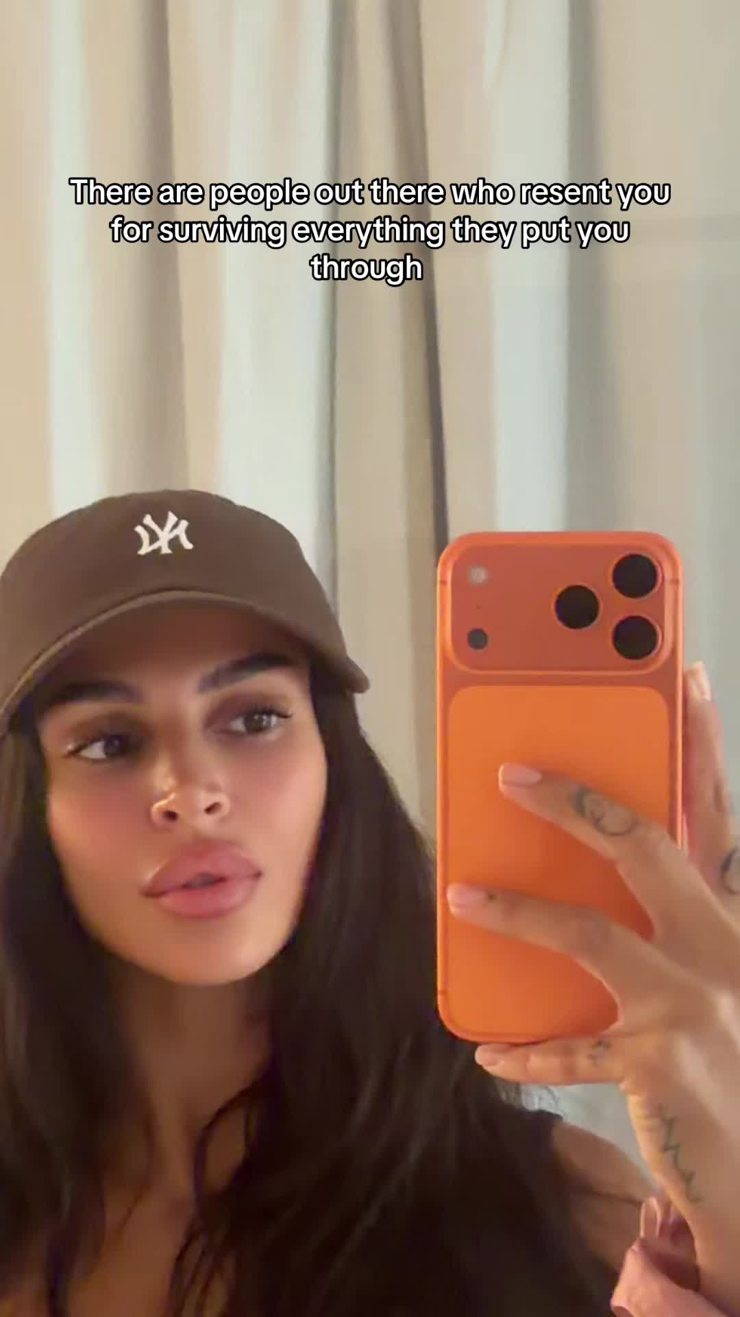 @nikkisarantos