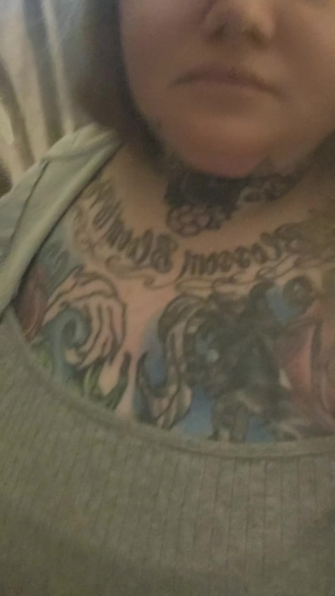 @LuxNoir/Gothbrat