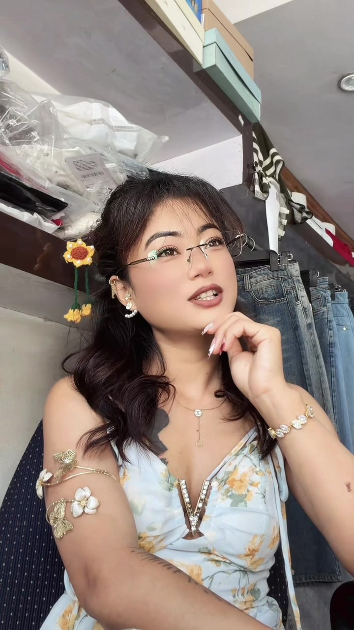 @𝐂𝐡𝐚𝐡𝐚𝐧𝐚 𝐒𝐭𝐡𝐚🇳🇵